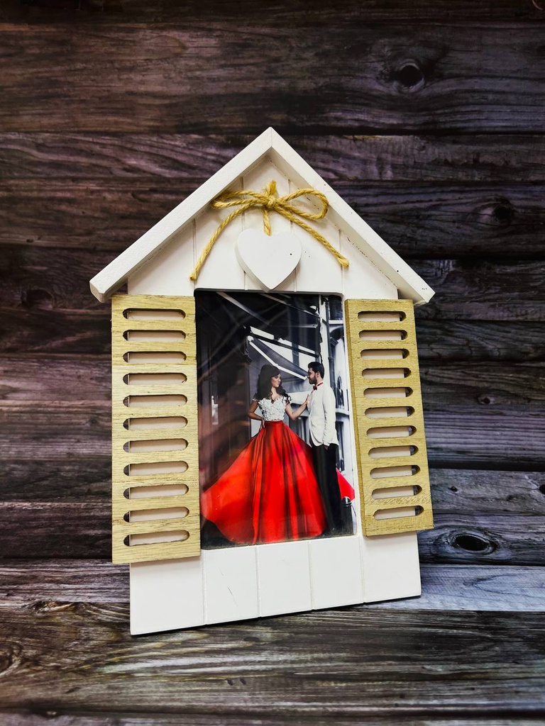 Photo Frame Hut Shaped Small / K7-P