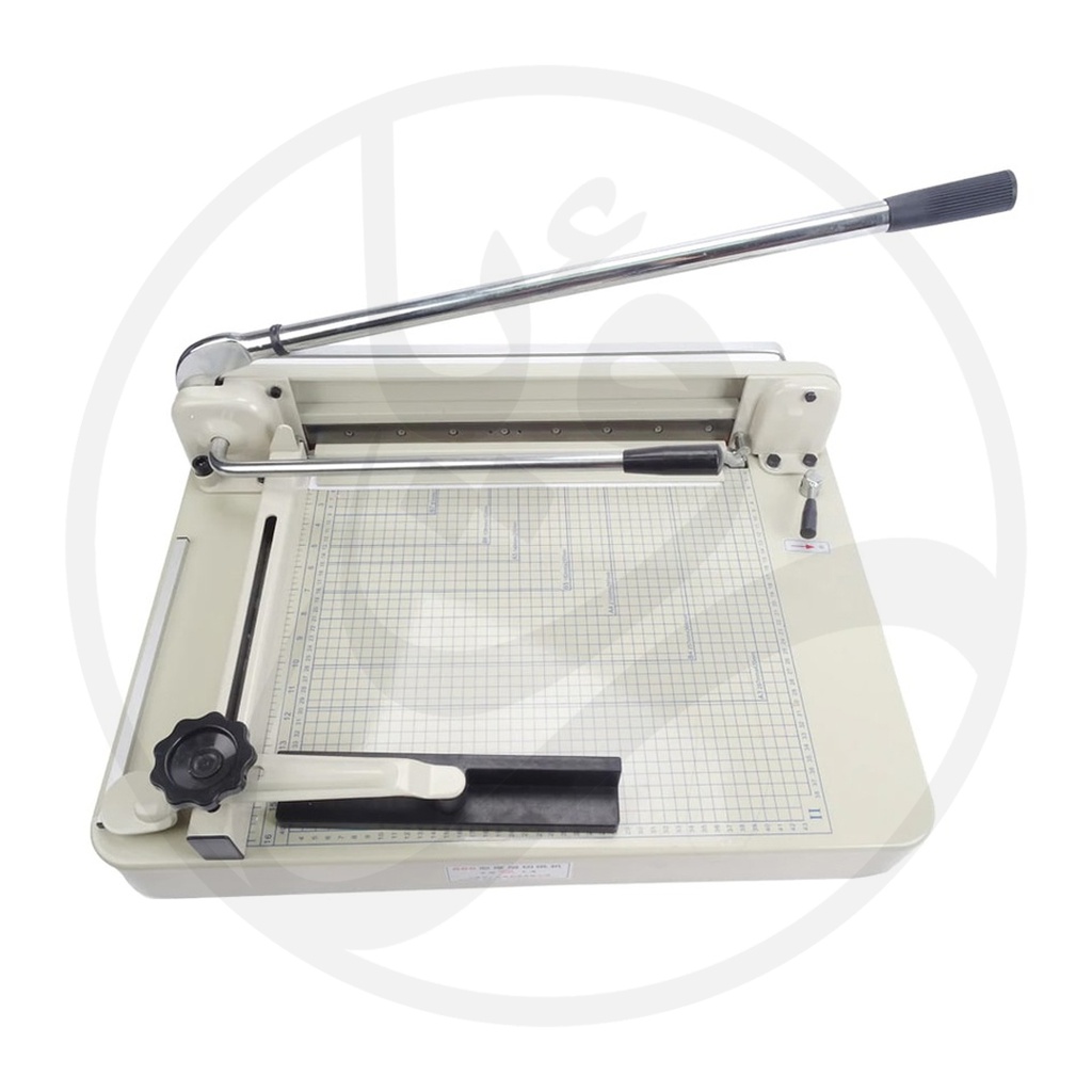 High Quality Manual steel paper cutter-SG-868A3