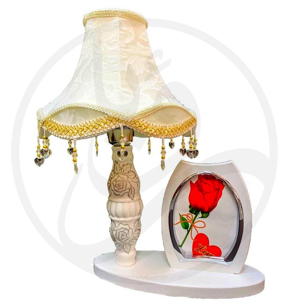 Lampshade - White Photo Rose Decoration / تيبل لامب فوتو ابيض سيراميك 