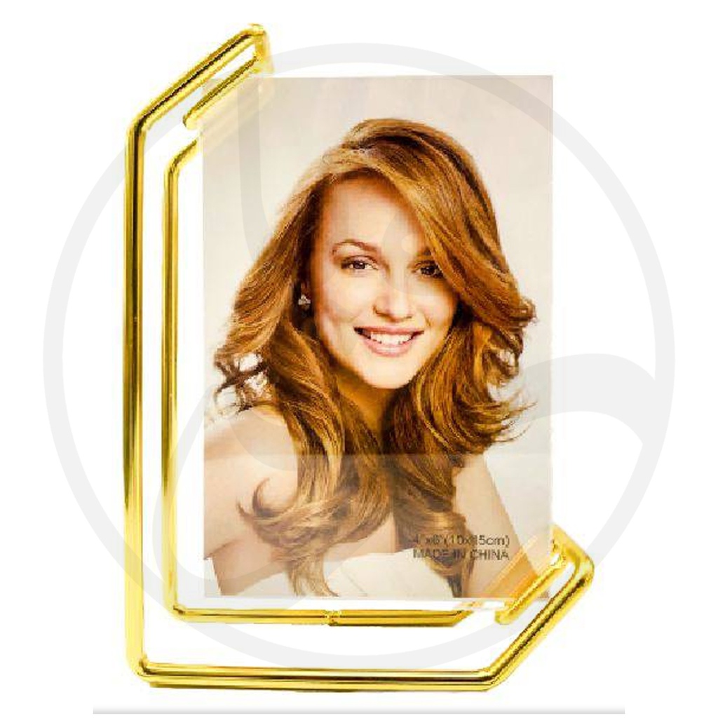 Golden Photo Frame - 5X7 / اطار فوتو ذهبي