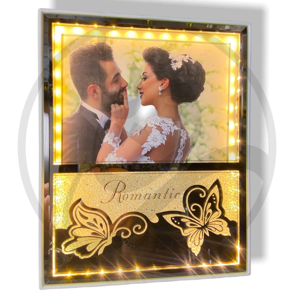 Butterfly Photo Frame 15-32 / اطار فوتو فراشة