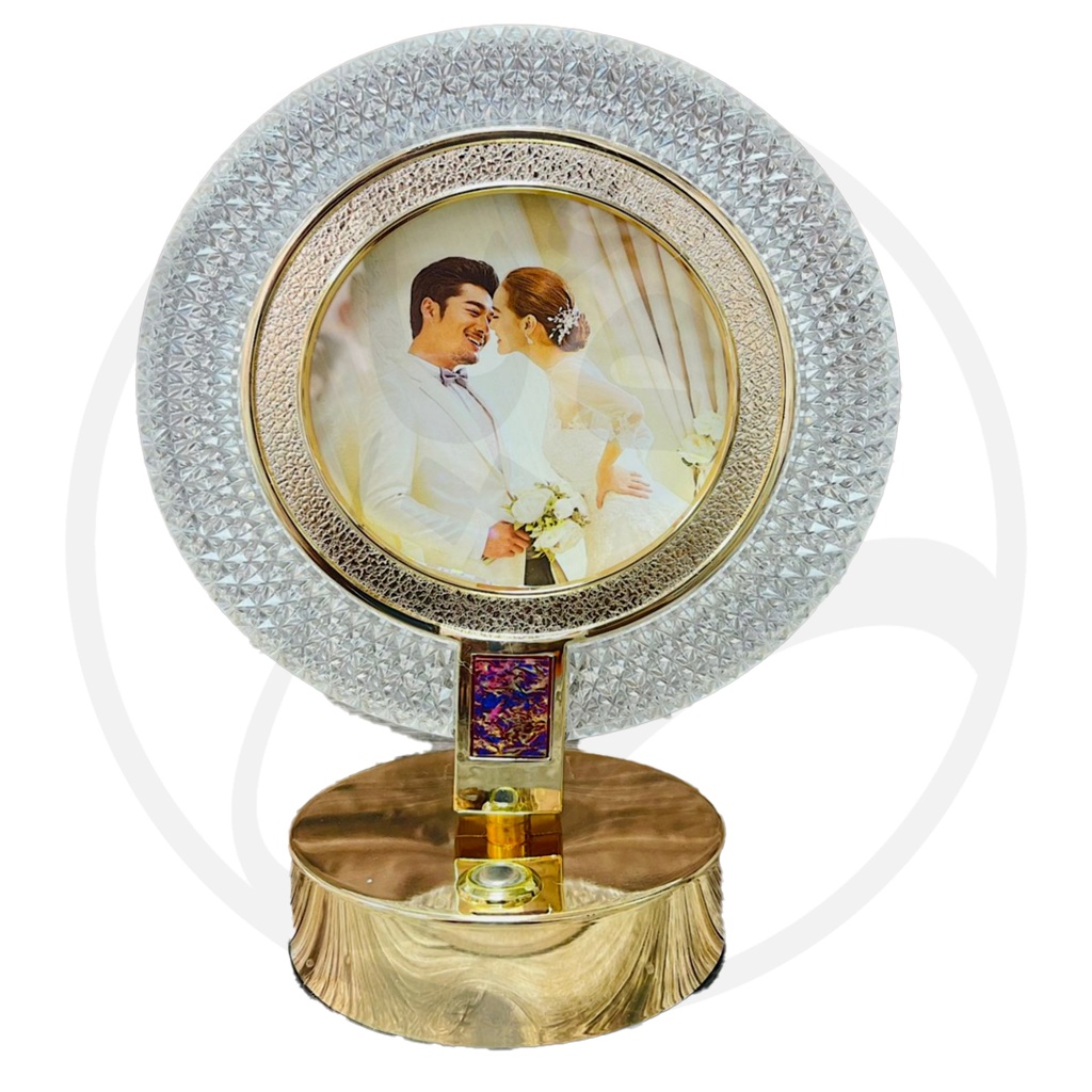 Golden Round Photo Frame/اطار صور دائري كرستال وسط